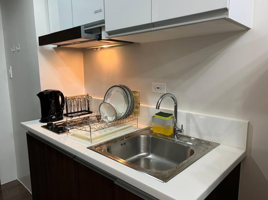 Air Residences - 1Bedroom Unit With Balcony - Wifi & Netflix Манила Экстерьер фото